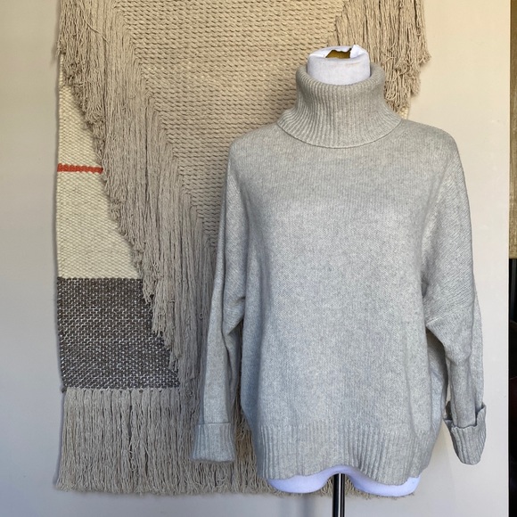 360 Cashmere Heather Grey Turtleneck Small - Picture 3 of 11